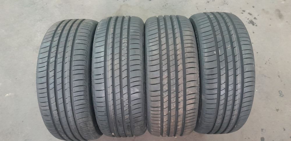 Opony 215/45R16 86H Kumho Ecsta HS51