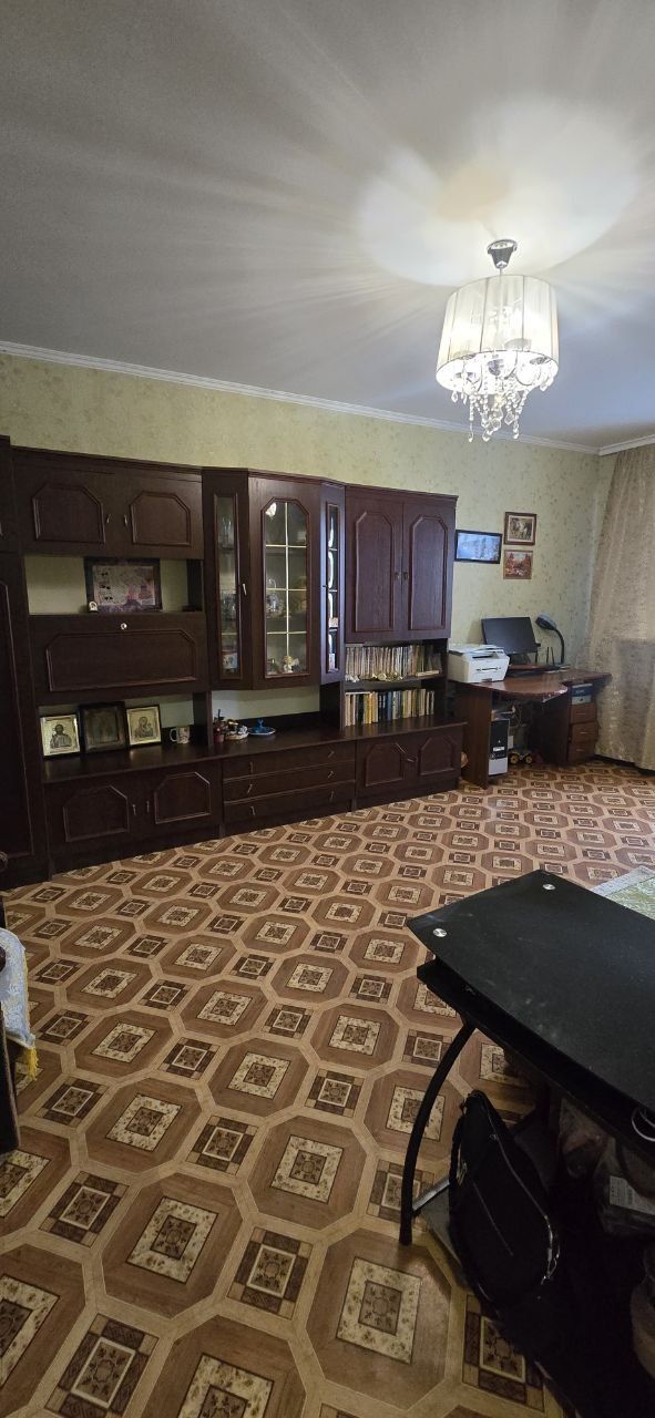 Продам 1 ком.кв 49м2 Салтовка Вл. Зубенко