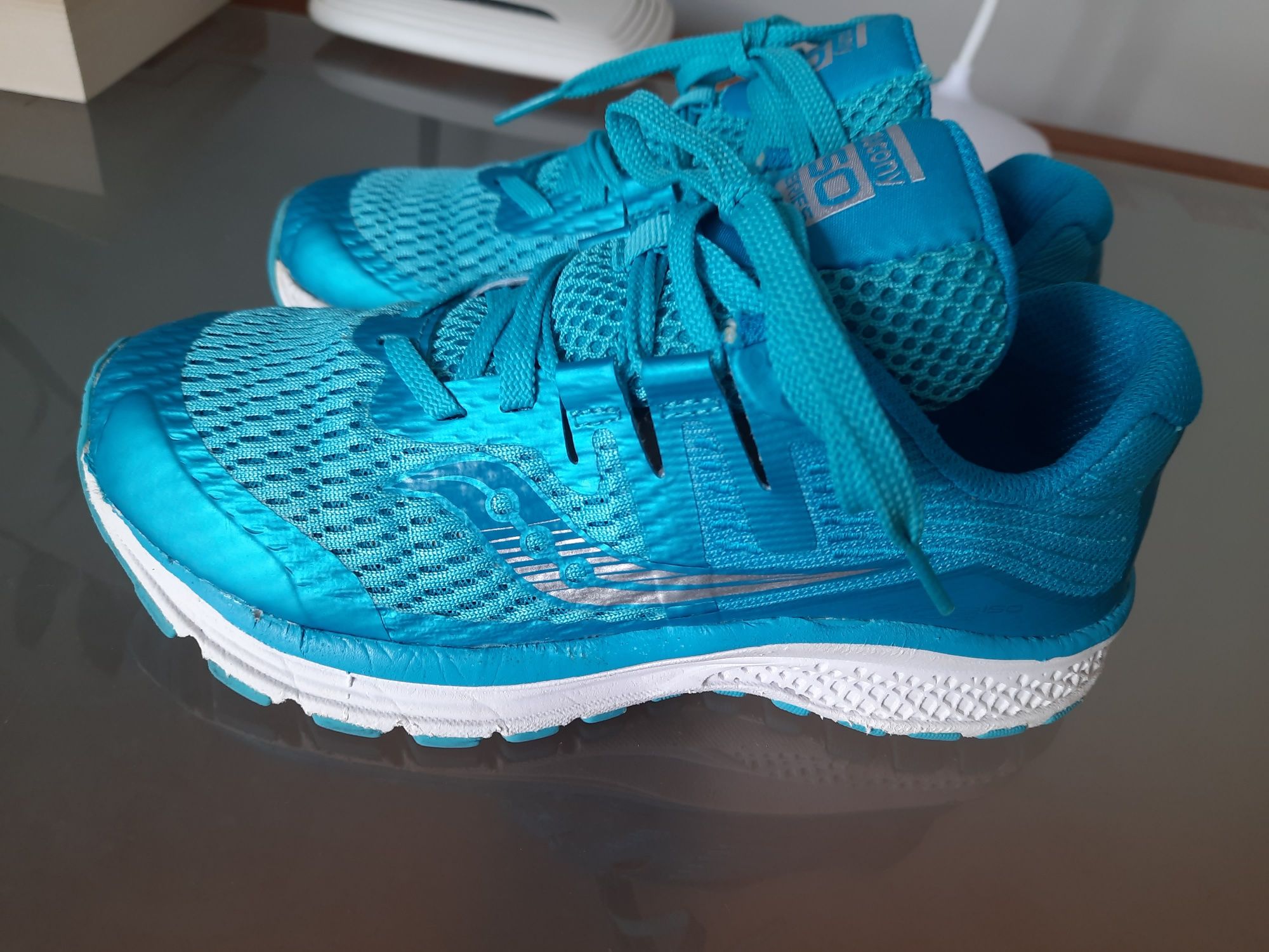 Дитячі кросівки Saucony