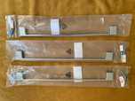 Srebrne metalowe dwupunktowe uchwyty meblowe 3 szt nowe - 32 cm
