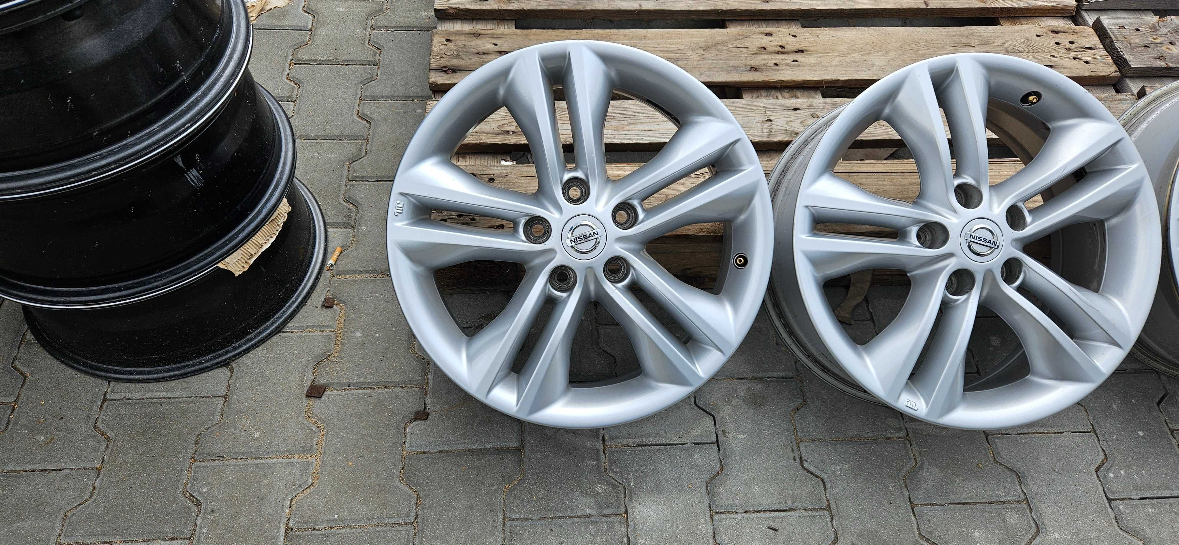 Felgi 17 cali Nissan 6.5jx17 5x114.3 et40 fi66.1