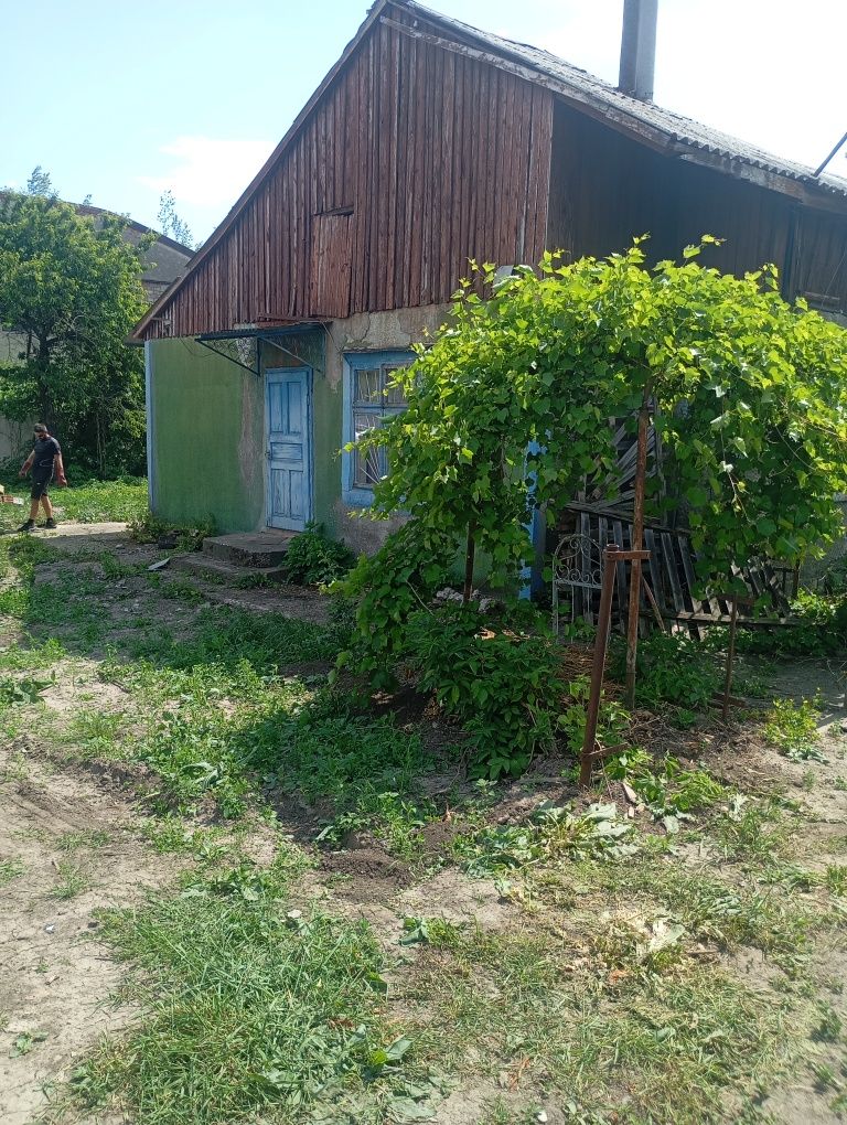1/2 дома вул. Кармелюка Чернівці,район віниченка