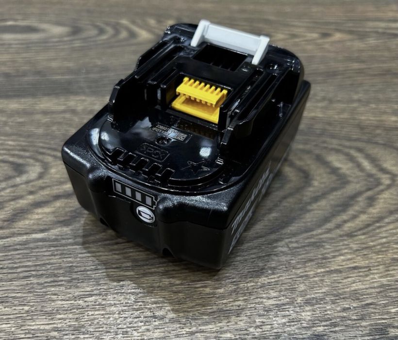 Акумулятор Makita BL1850 18V 5.0Ah  новий