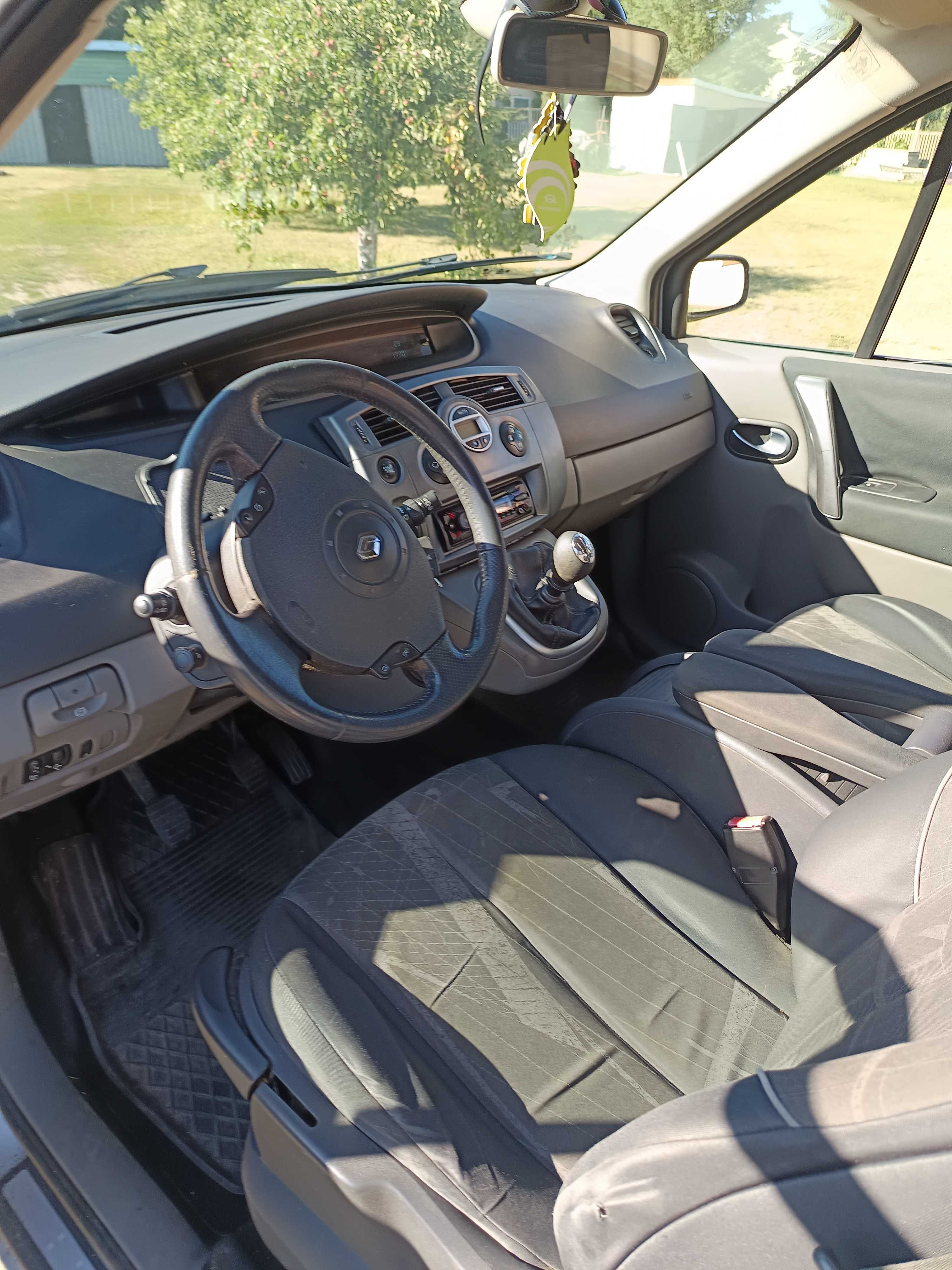 Renault Scenic 2, 2006r., 1.9 cdti, 6 manual.