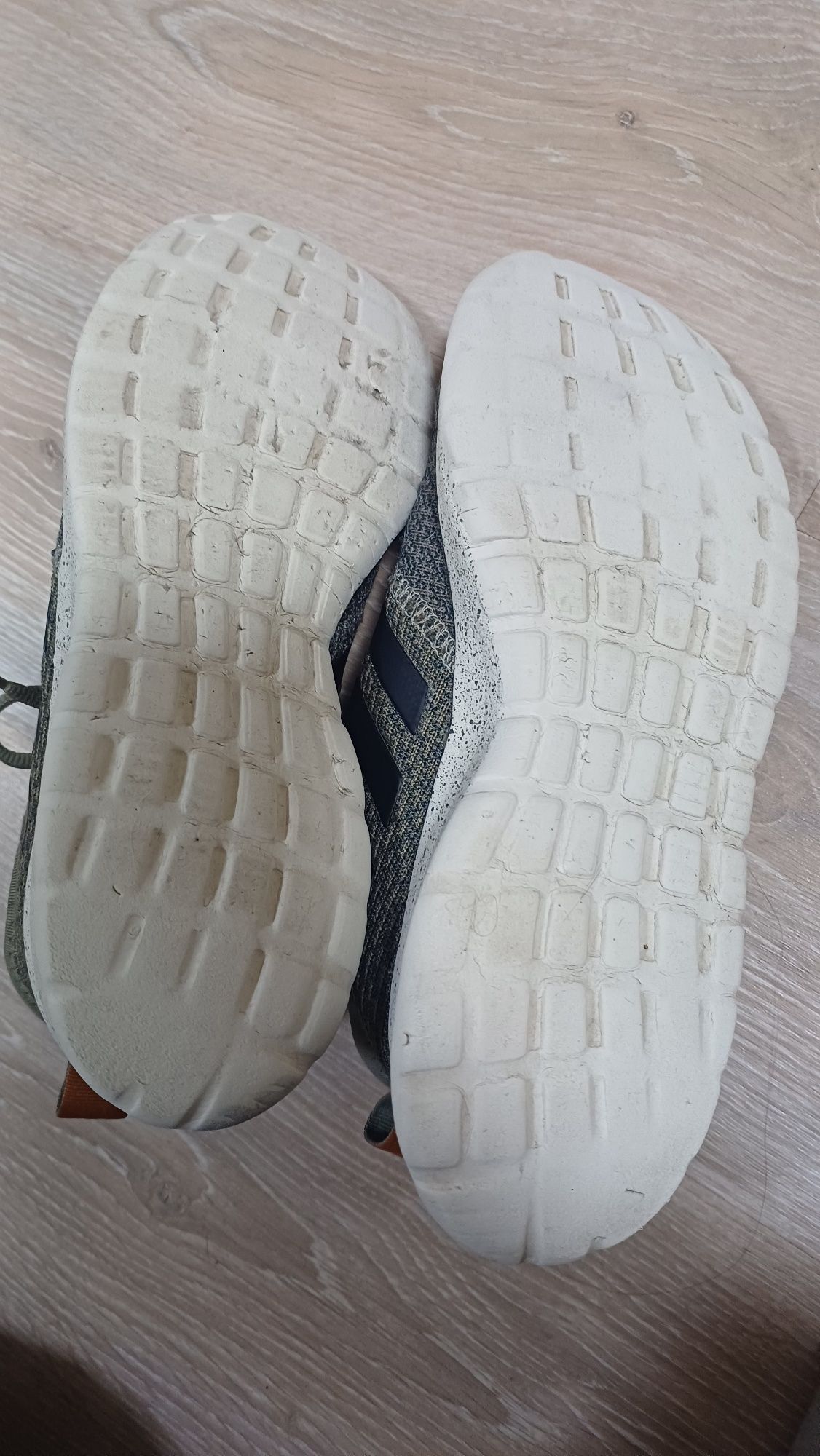 Кросівки Adidas 39р