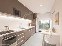 Apartamento T2 Kitchenette com Varanda, Suite e Lugar de ...