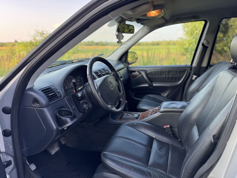 Мерседес МЛ 270 СДІ 4x4