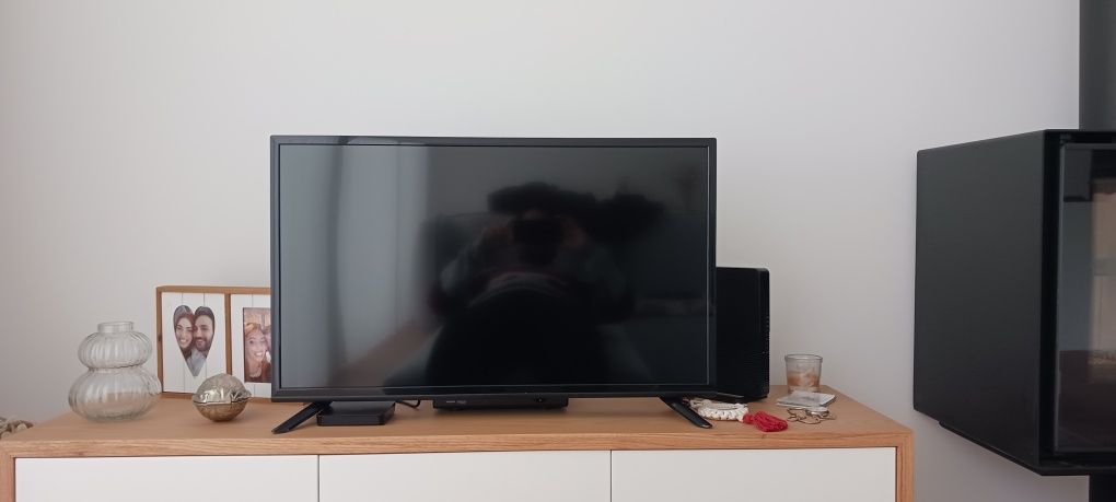 TV kunft 730x 470 mm