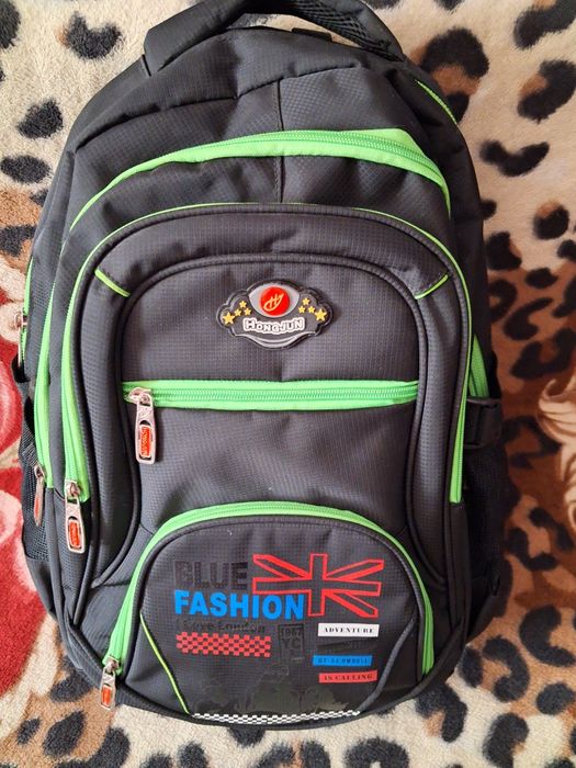 Продам портфель, ціна 600грн