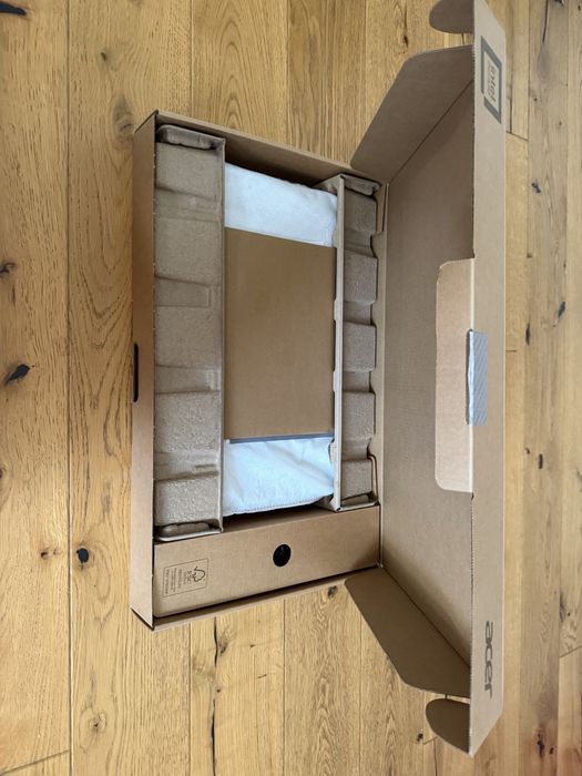 Nowy Acer 15 EX215-57-TCO 15.6” i7/16GB RAM/512GBSSD/Paragon