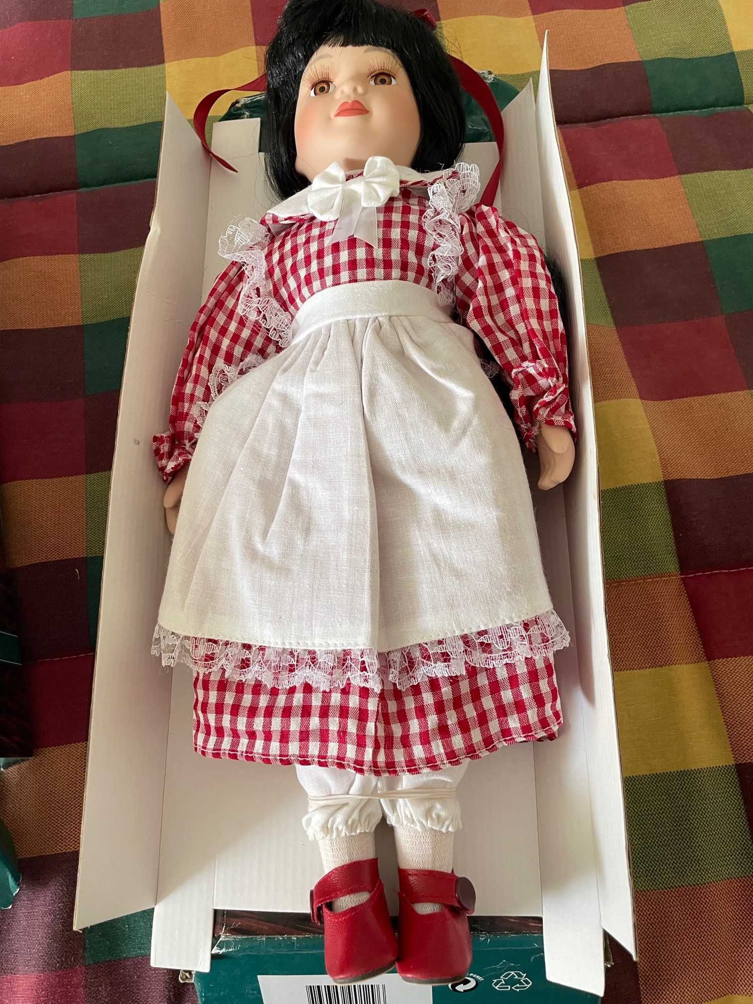 Bonecas com cara em cerâmica