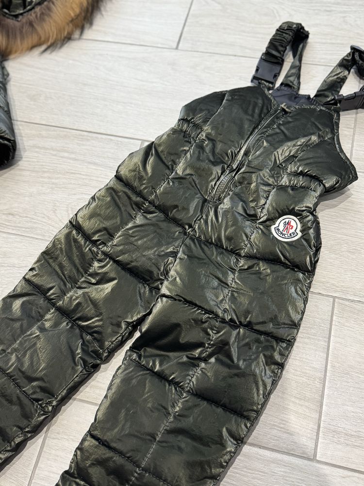 Комбинезон Moncler для ребенка 2-3 года