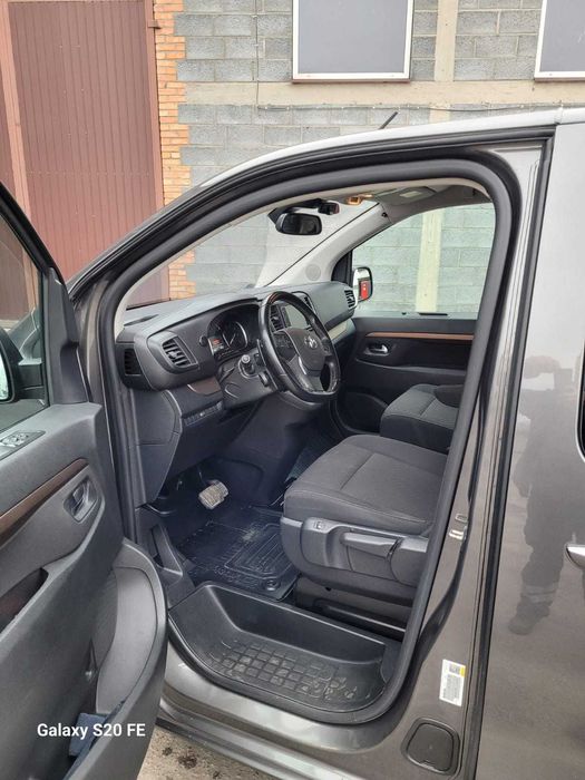 Toyota Proace Verso 8 osobowa (salonowa) (odliczenie VAT 23%)