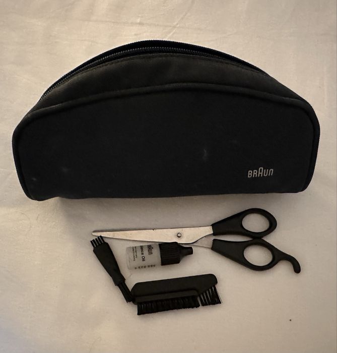 Maquina cortar cabelo em otimo estado