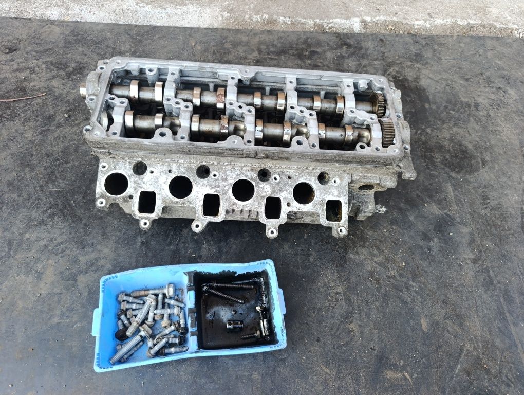 Głowica kompletna VW T5 Lift 2.0 TDI