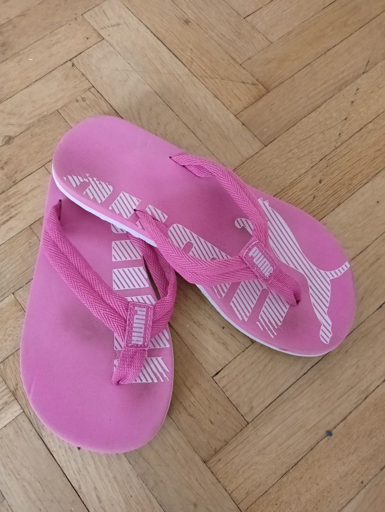 Klapki Puma dla dziewczynki