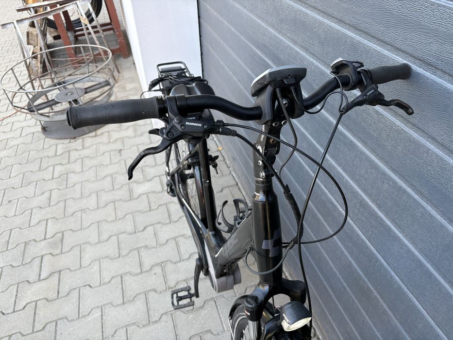 Rower Elektryczny 2020r Cube Town Bosch 400Wh po serwisie Dokumenty