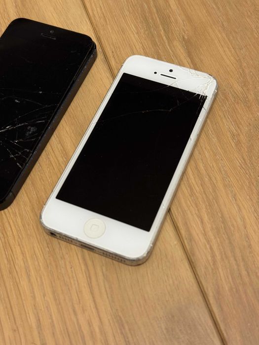 4x iphone niesprawne