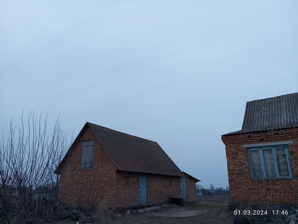 Продам хату Старий Остропіль ціна договірна