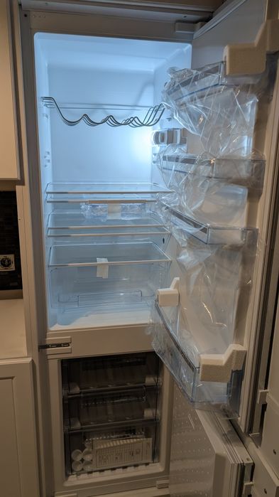 Lodówka do zabudowy Bosch KIV34X20 177/54 NOWA, nieużywana,