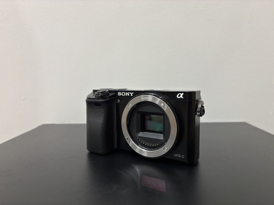 Sony a6000 niski przebieg