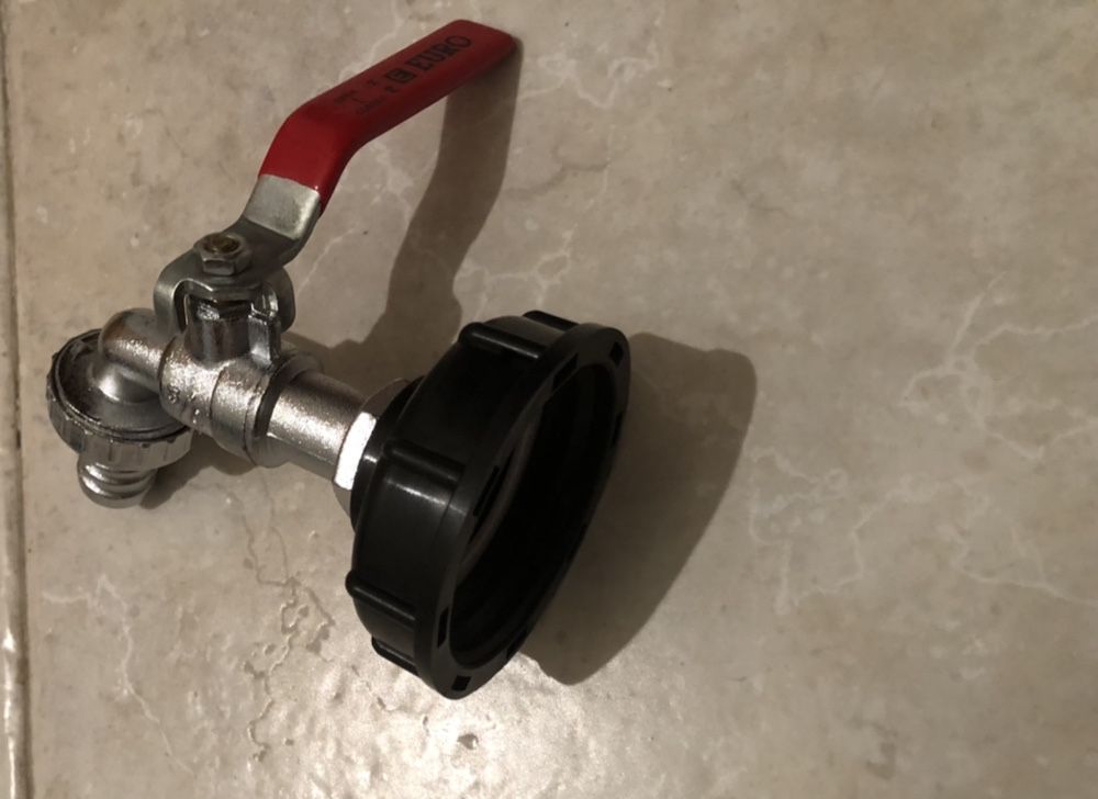 Torneira com adaptador para IBC ou depósito de 1000l