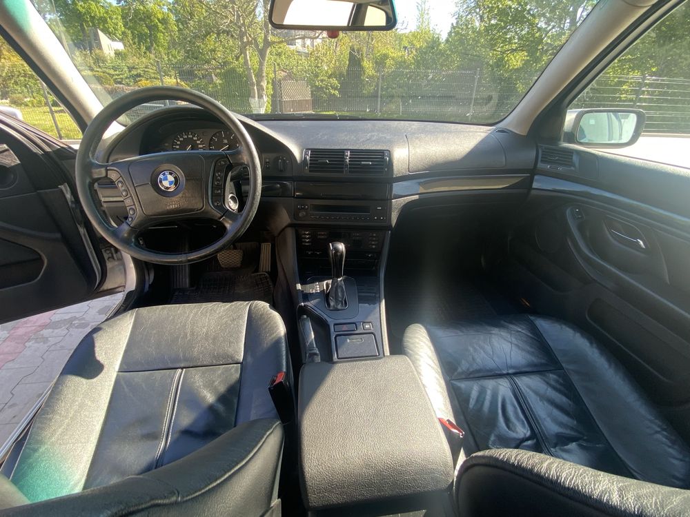 Bmw e39 530d *mapa na 220km*z montowanym hakiem*długie opłaty*bez rdzy