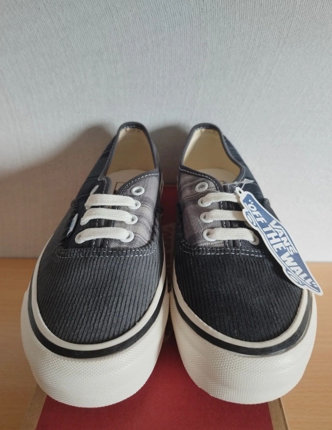 Vans tamanho 38 novos e com etiqueta