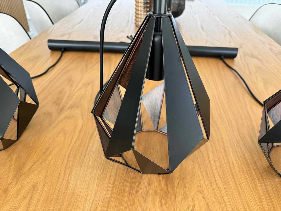 Dois Conjuntos Candeeiros de sala Série EGLO - CARLTON 1