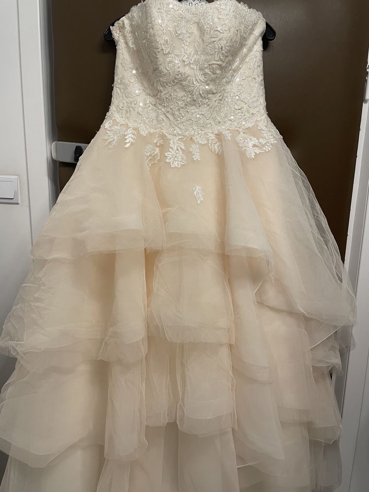 Łososiowa suknia ślubna Elizabeth
