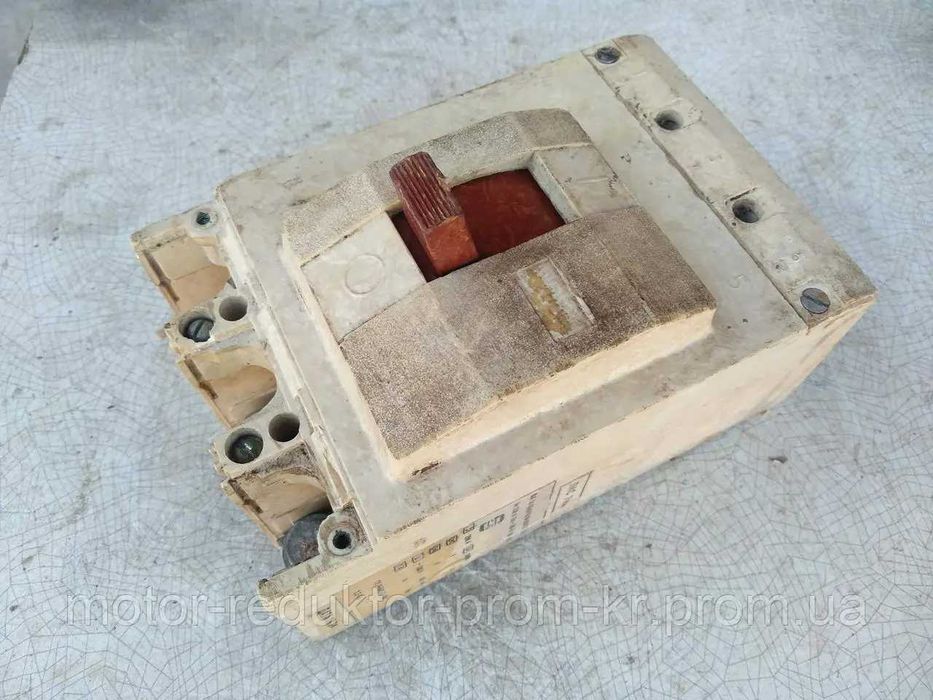 Автомат ВА 5135 на 250 А