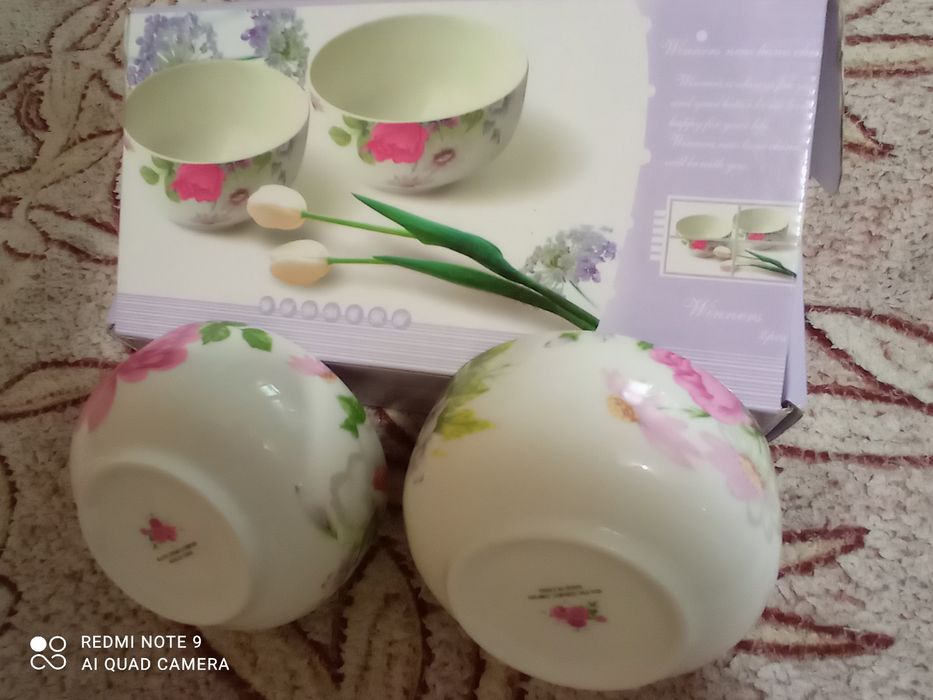 Продам новый  набор салатниц 2шт