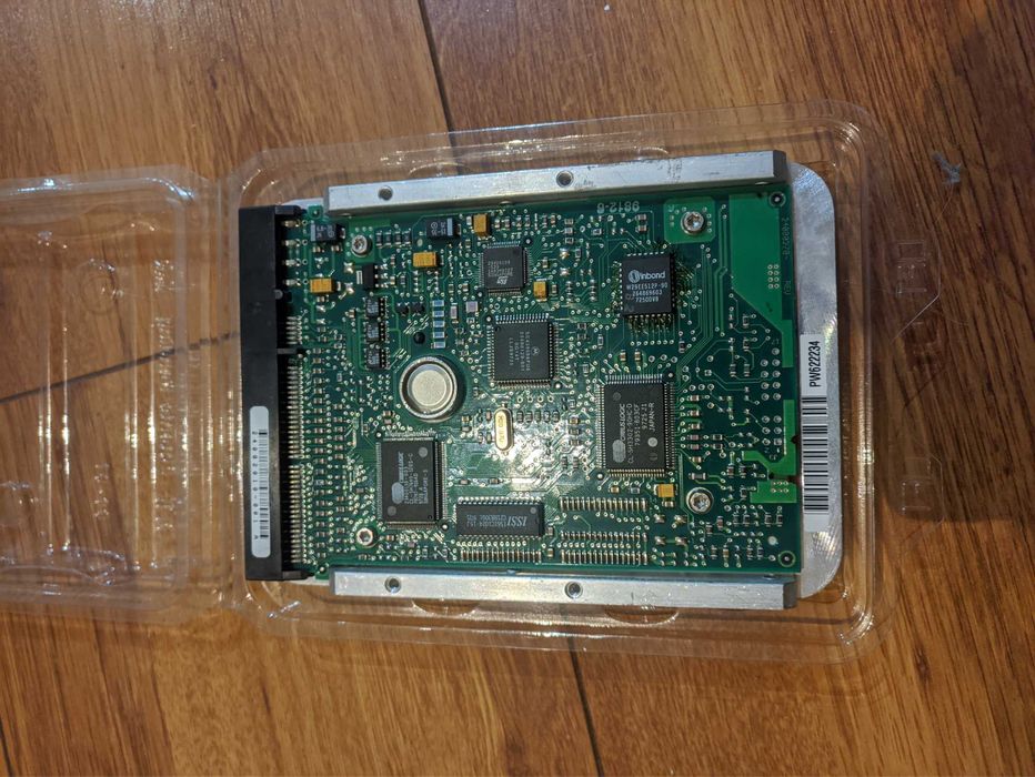 Kolekcjonerski  HDD 1705 MB Seagate Medalist ST31720A 98r Irlandia