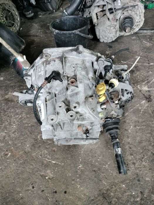 КПП коробка передач  Opel vectra 2.2б F23 5495775