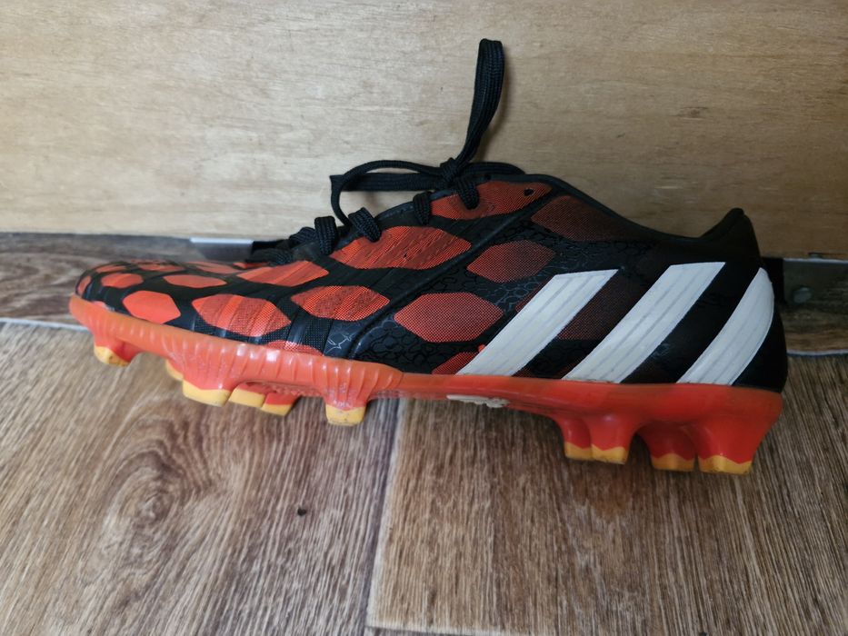 Шиповки Adidas predator absolado
