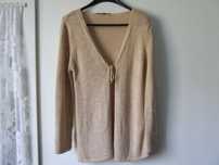 Sweterek wełniany w kolorze ecri Claudia Schiffer Collection R  42