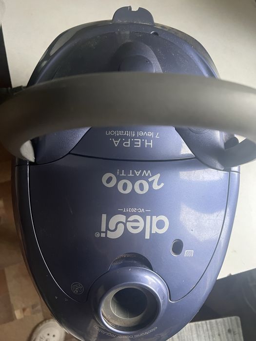 Пилосос в ідеальному стані