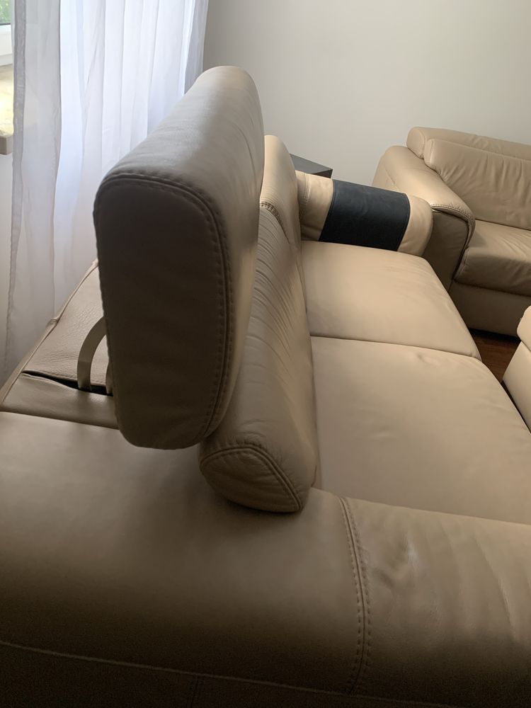 Komplet skóra Kler 2 x sofa i pufa duza