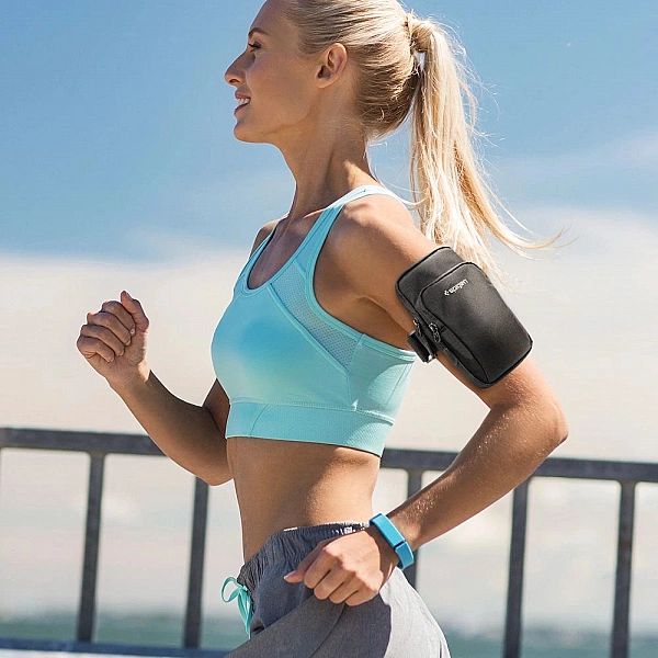 Armband Spigen Dynamic Shield A702 na ramię - czarny
