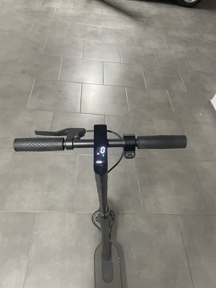 Trotinete Mi scooter 1s
