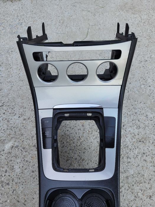 Tunel środkowy podłokietnik konsola Volkswagen passat B6 Kombi Eu