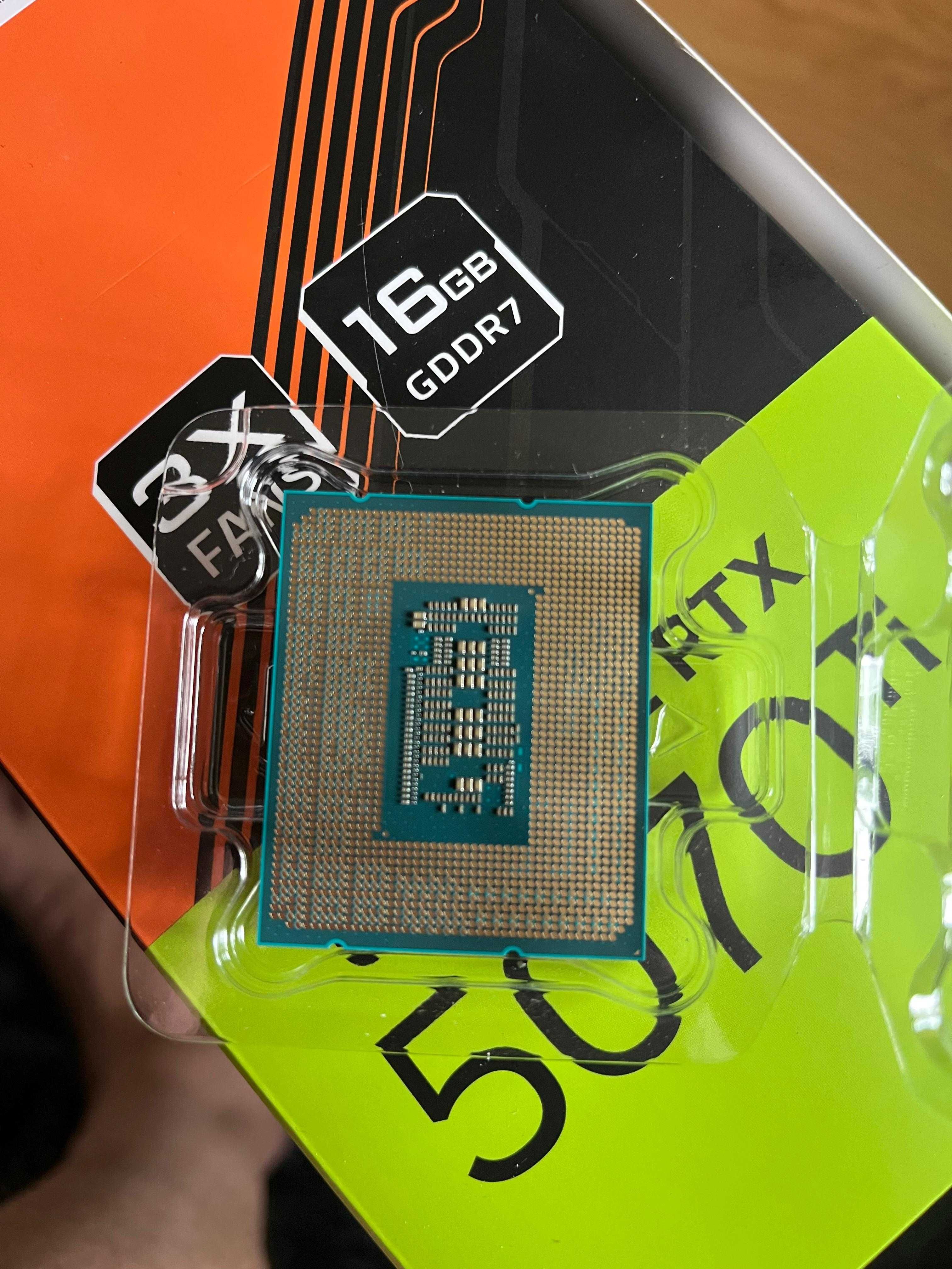Procesor Intel Core i7 - 12700kf + chlodzenie gratis!!! Stan WZOROWY!