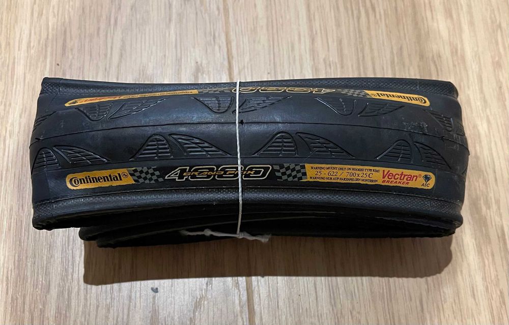 Opona rowerowa Continental Grand Prix 4000 Vectran 700x25C [OP-B20]