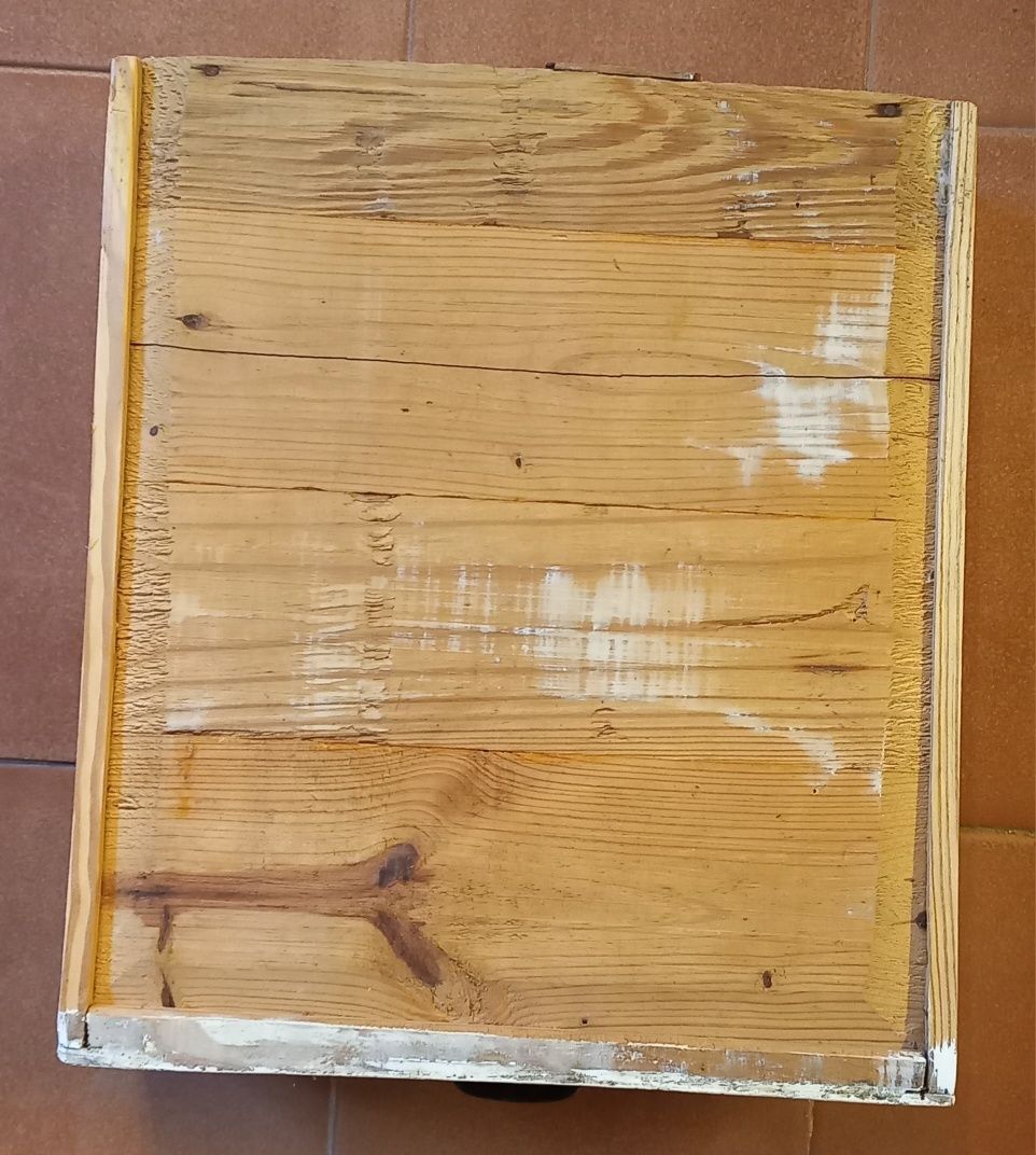 Gaveta de movel antigo