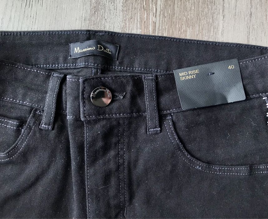 Calças pretas com peças prateadas na lateral novas (Massimo Dutti, 40)