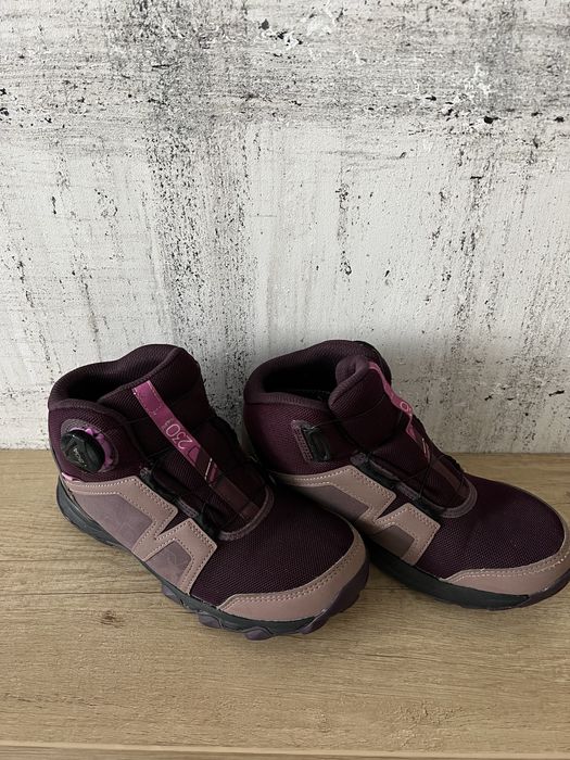 Зимові черевики adidas, 35 р