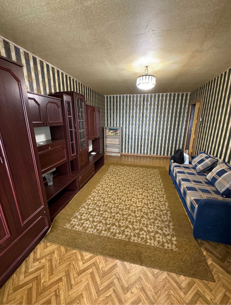 Продам 1 ком квартиру метро Ботаническмй сад, 23 Августа