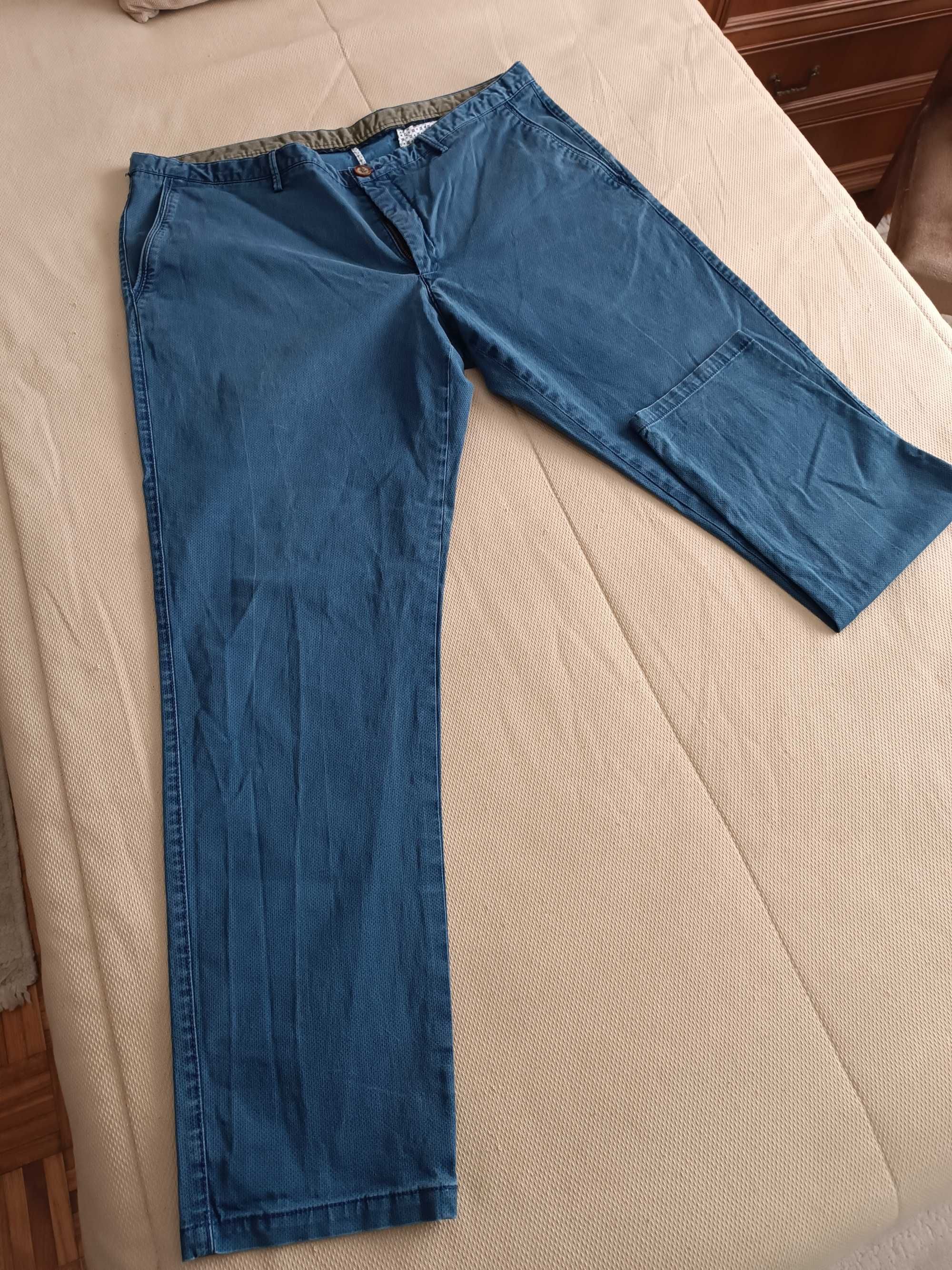 Vendo Calças Azuis MASSIMO DUTTI original e em bom estado!