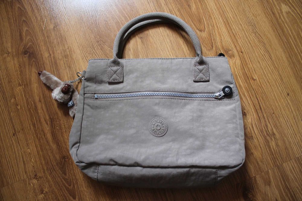 сумка сумочка среднего размера kipling