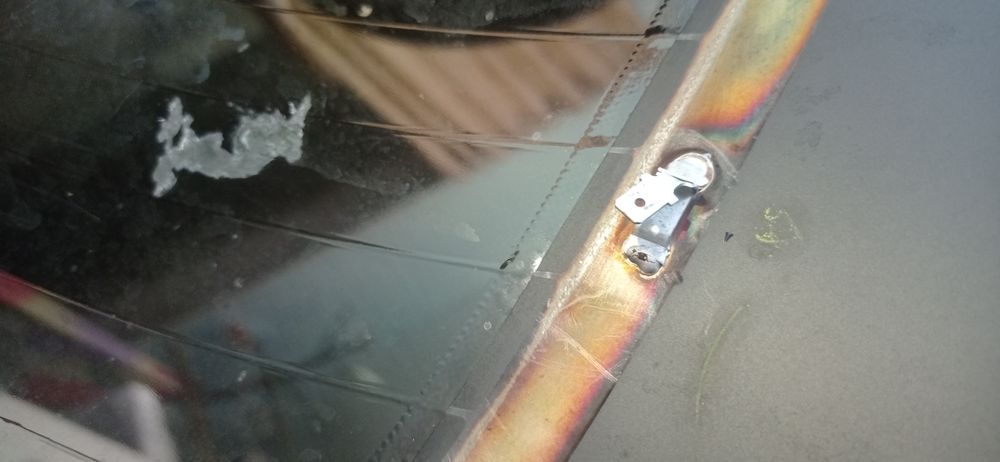 Стекло крышки багажника Nissan qashqai j10